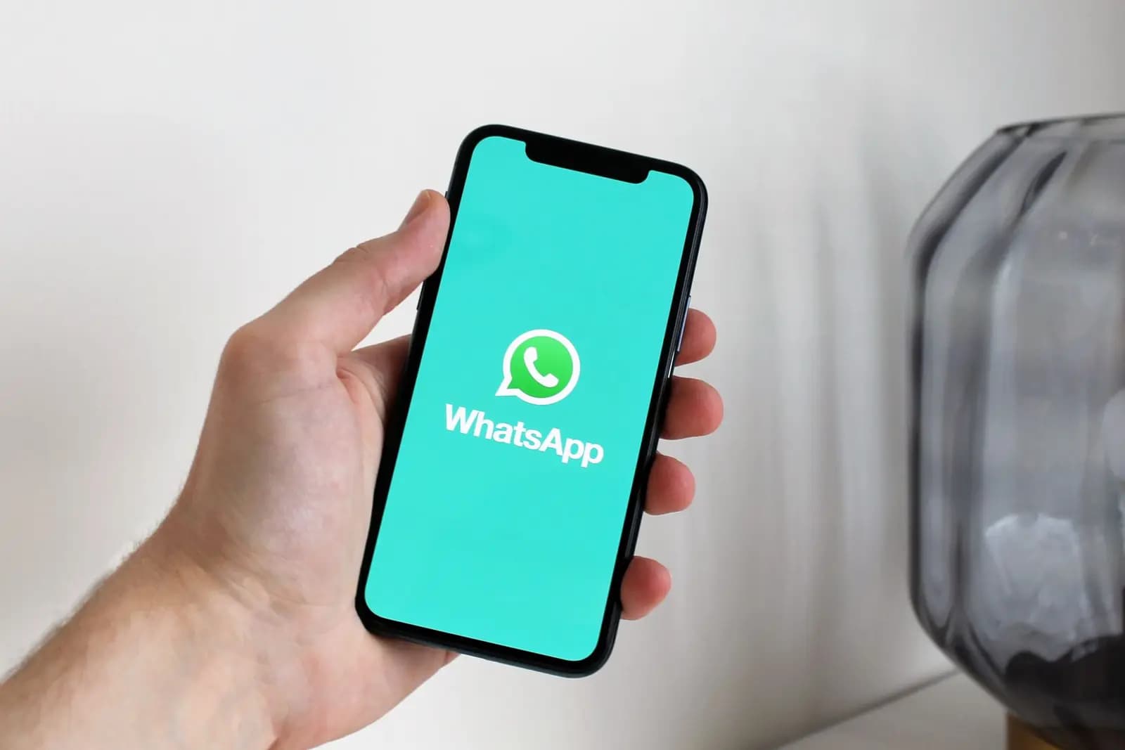 WhatsApp商业号使用规范：外贸沟通与防封要点